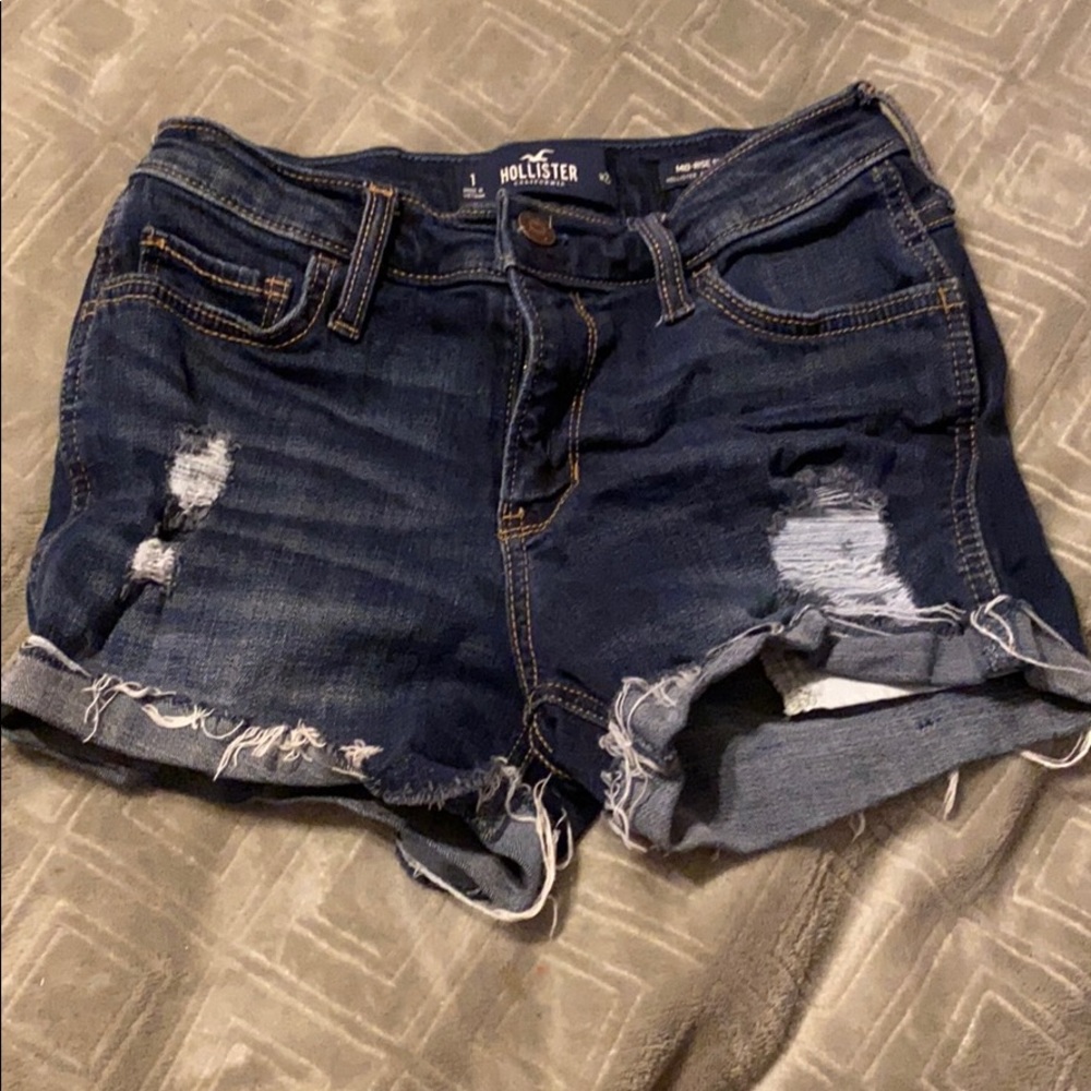 Hollister mid rise Jean shorts